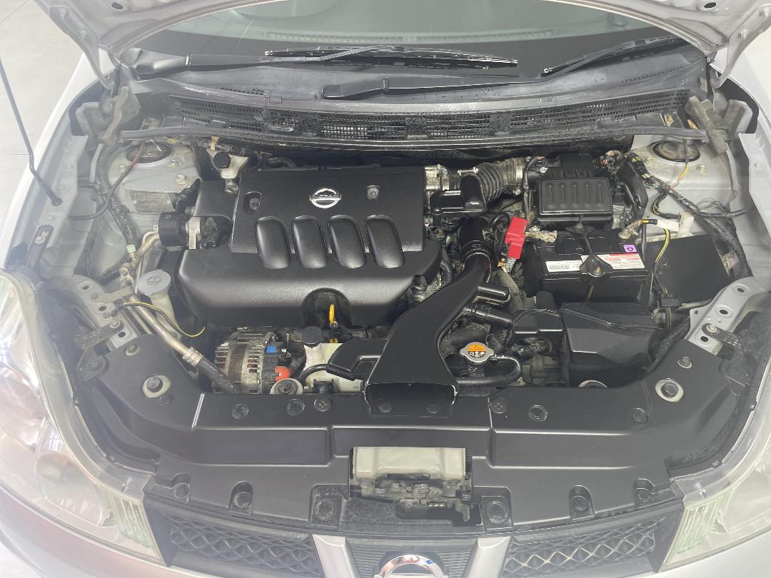 Photo '13' of Nissan Wingroad