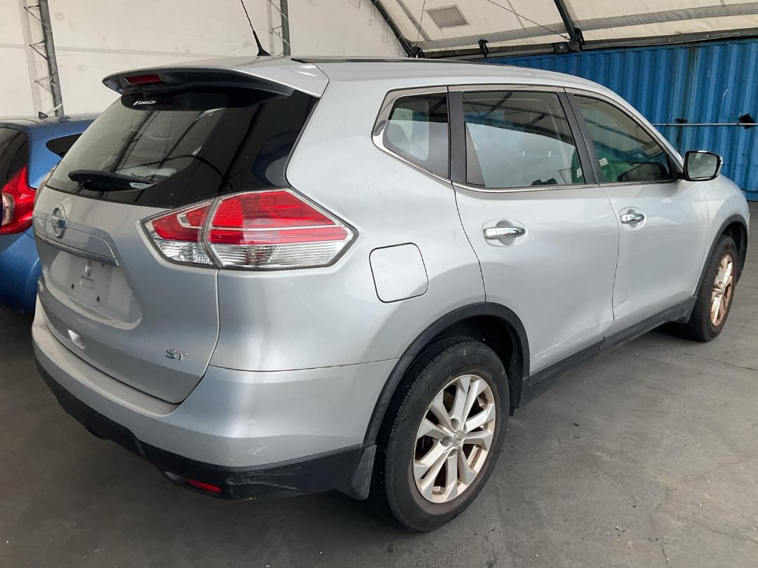 Photo '6' of Nissan X-Trail ST Photo '6' of Nissan X-Trail ST