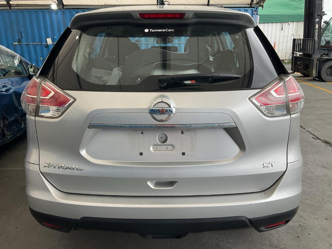 Photo '5' of Nissan X-Trail ST Photo '5' of Nissan X-Trail ST