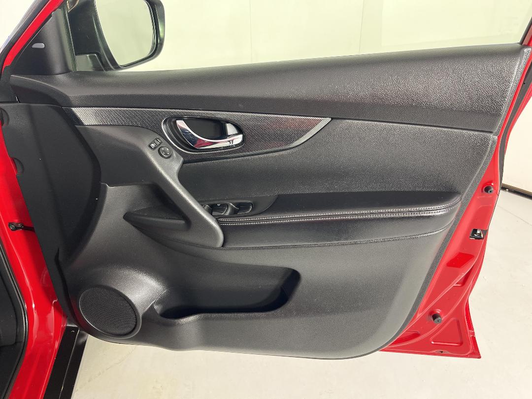 Photo '15' of Nissan X-Trail