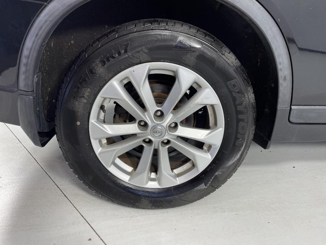 Photo '12' of Nissan X-Trail