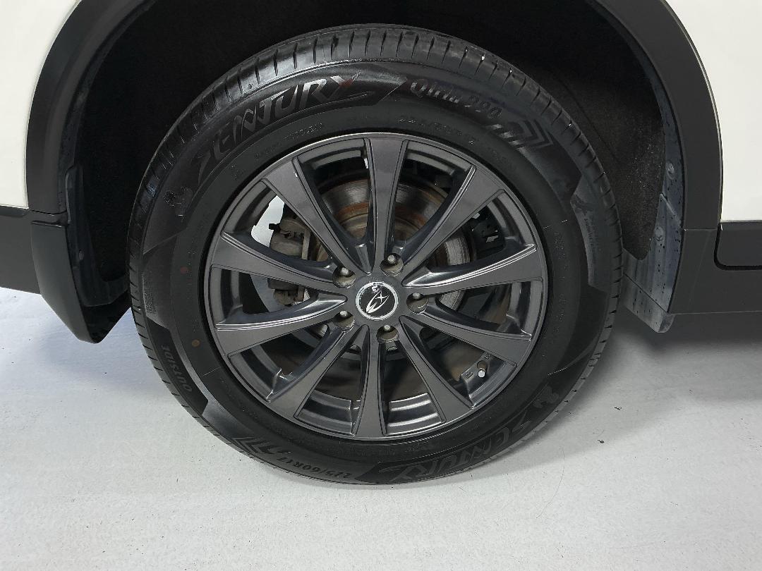 Photo '12' of Nissan X-Trail