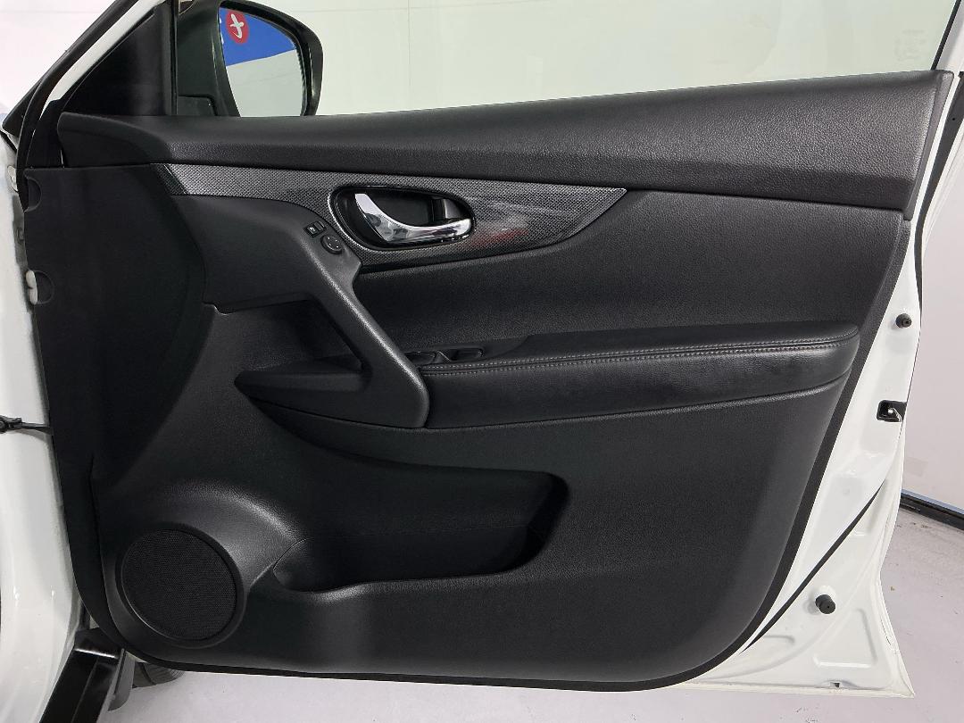 Photo '15' of Nissan X-Trail