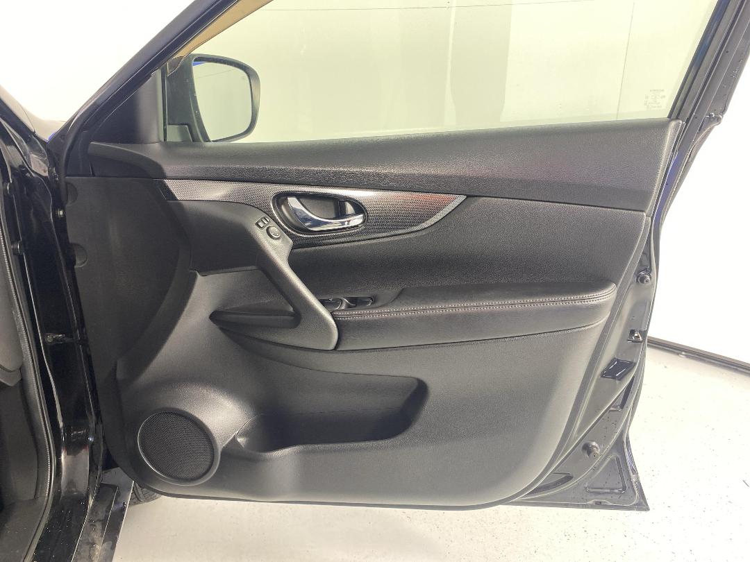 Photo '15' of Nissan X-Trail Photo '15' of Nissan X-Trail