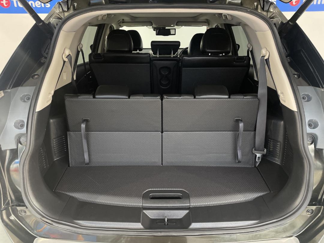 Photo '14' of Nissan X-Trail Photo '14' of Nissan X-Trail