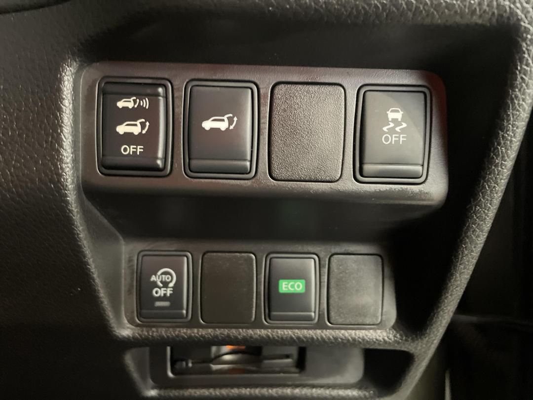 Photo '25' of Nissan X-Trail Photo '25' of Nissan X-Trail