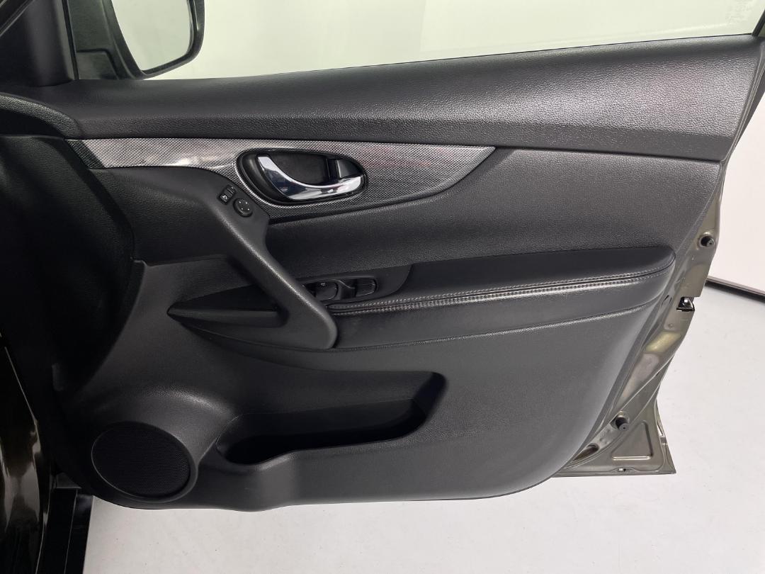 Photo '15' of Nissan X-Trail Photo '15' of Nissan X-Trail