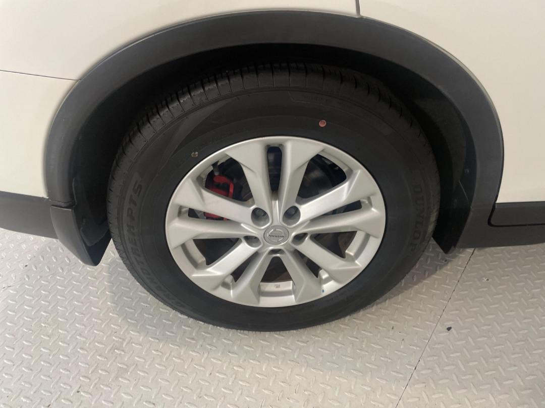 Photo '12' of Nissan X-Trail