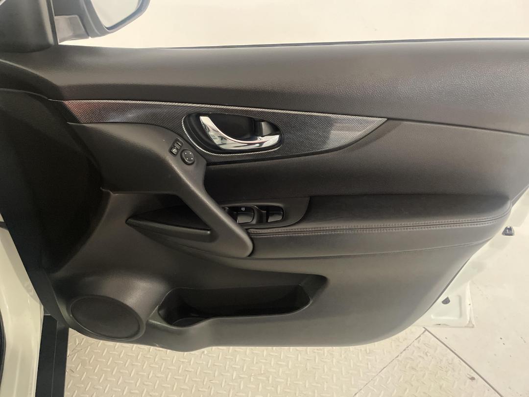 Photo '15' of Nissan X-Trail