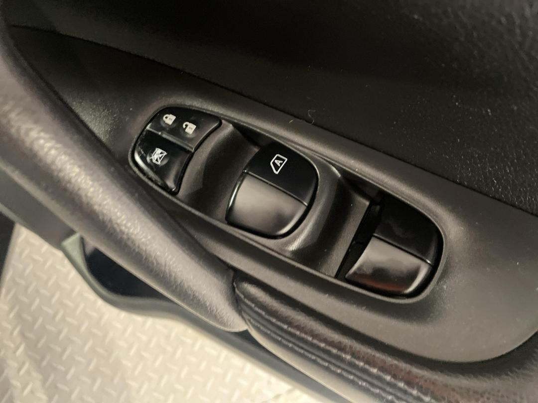 Photo '24' of Nissan X-Trail