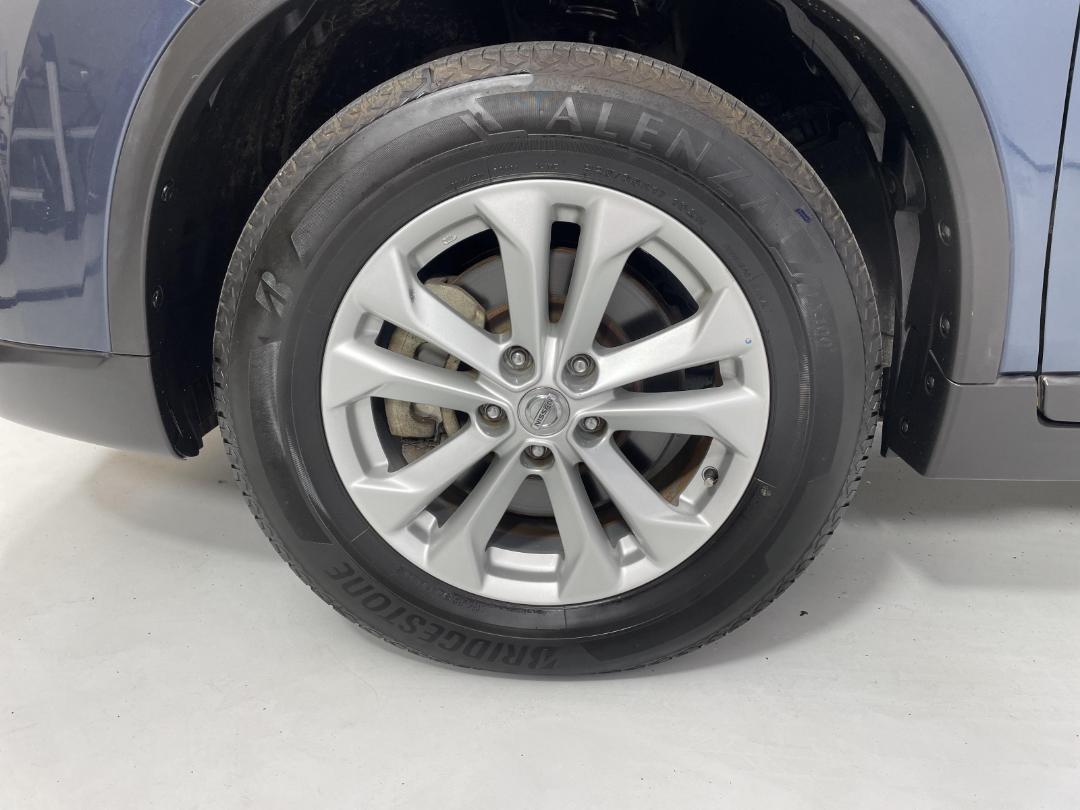 Photo '10' of Nissan X-Trail