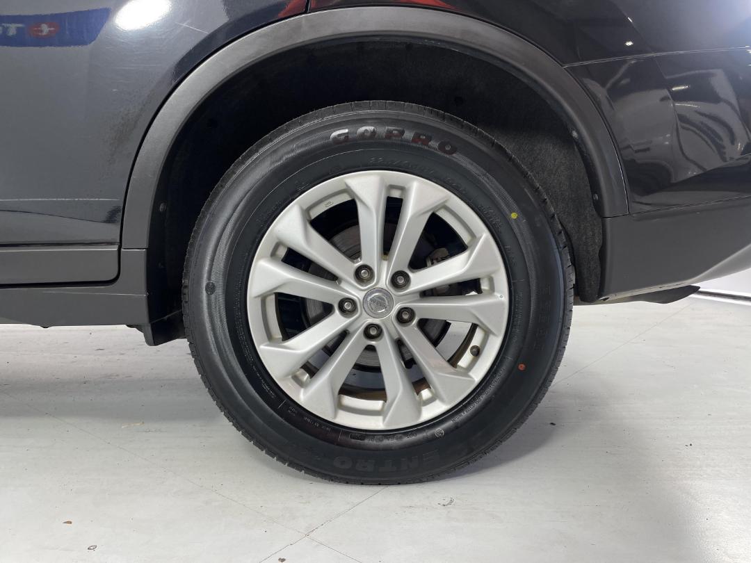 Photo '11' of Nissan X-Trail