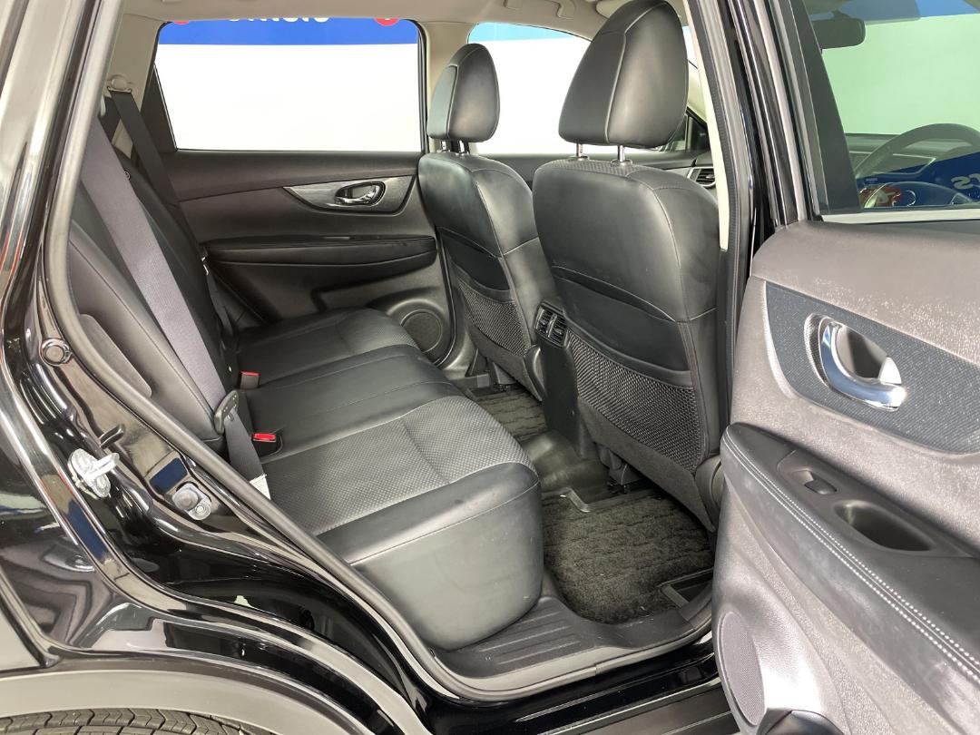 Photo '20' of Nissan X-Trail