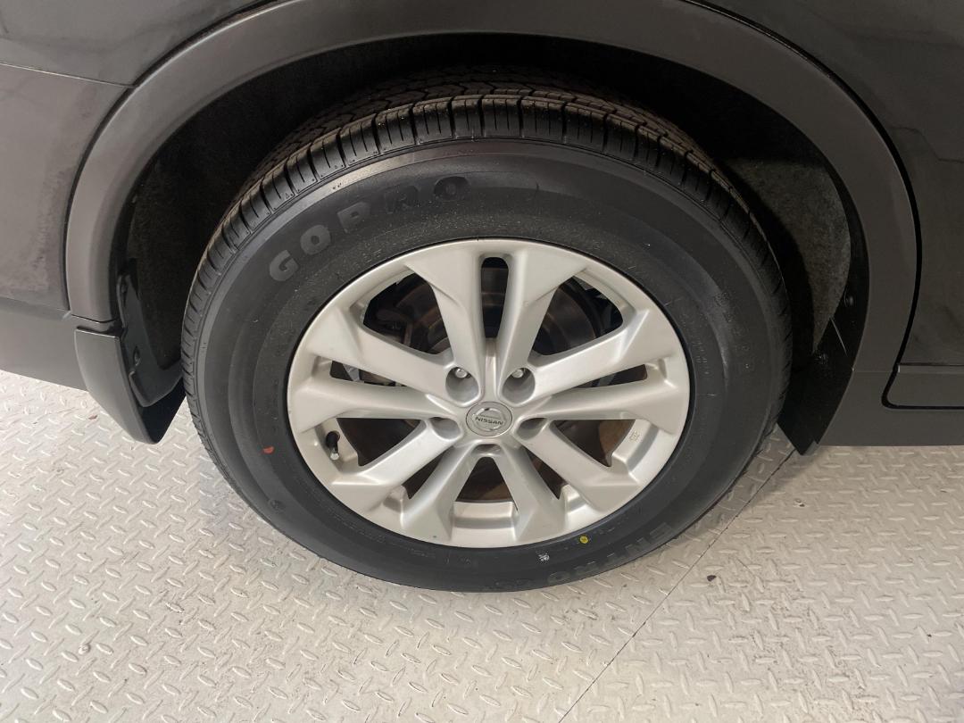 Photo '12' of Nissan X-Trail