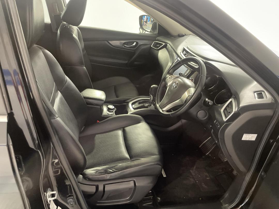 Photo '16' of Nissan X-Trail