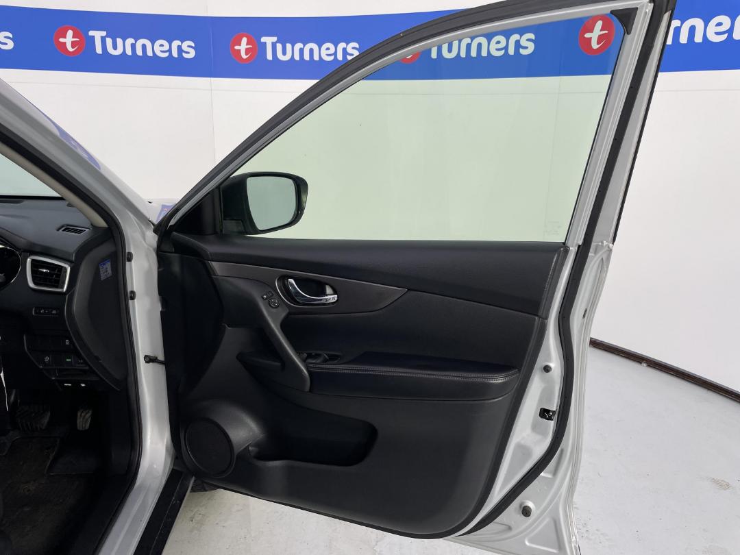 Photo '15' of Nissan X-Trail Photo '15' of Nissan X-Trail