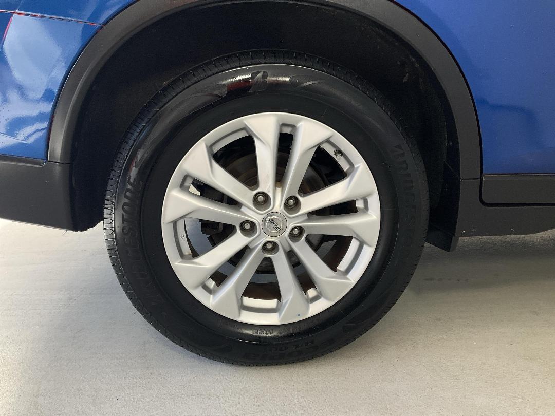 Photo '12' of Nissan X-Trail