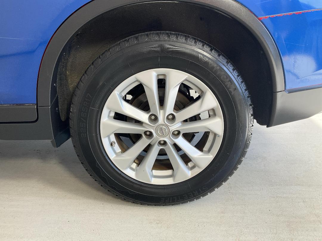 Photo '11' of Nissan X-Trail