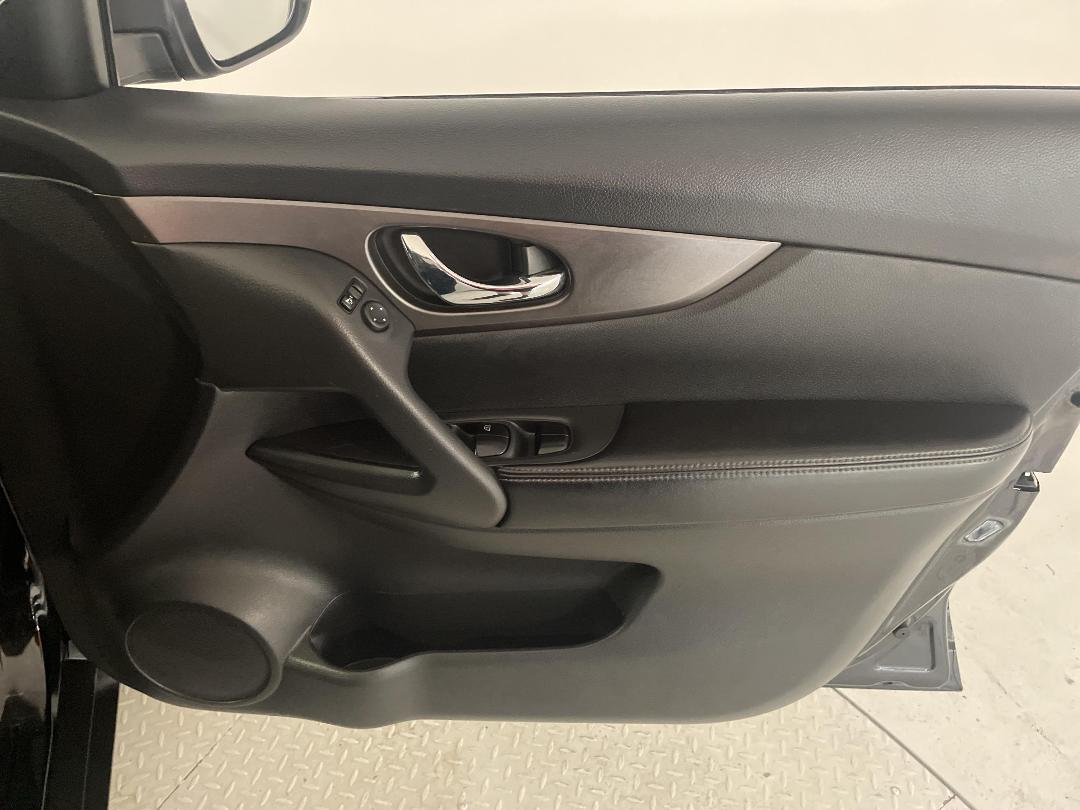 Photo '15' of Nissan X-Trail Photo '15' of Nissan X-Trail