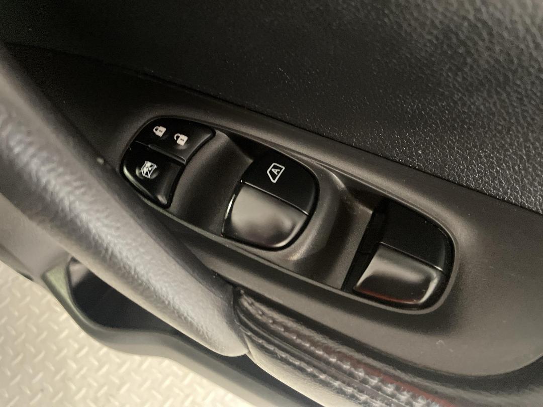 Photo '23' of Nissan X-Trail Photo '23' of Nissan X-Trail