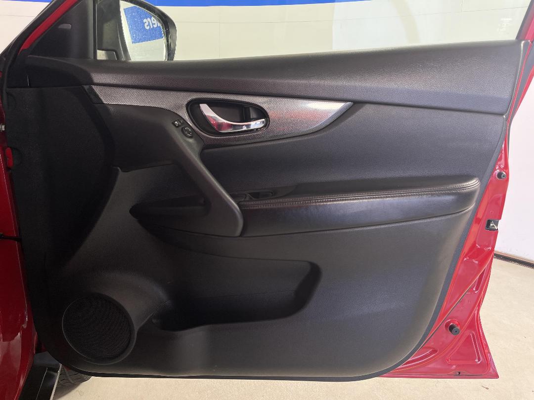 Photo '15' of Nissan X-Trail Photo '15' of Nissan X-Trail