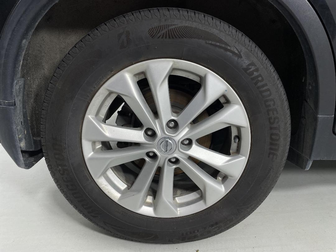 Photo '12' of Nissan X-Trail