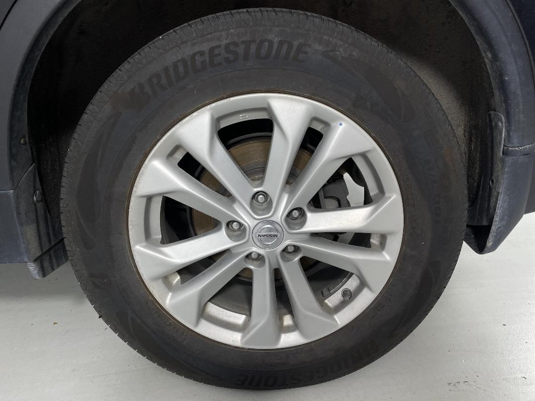 Photo '11' of Nissan X-Trail