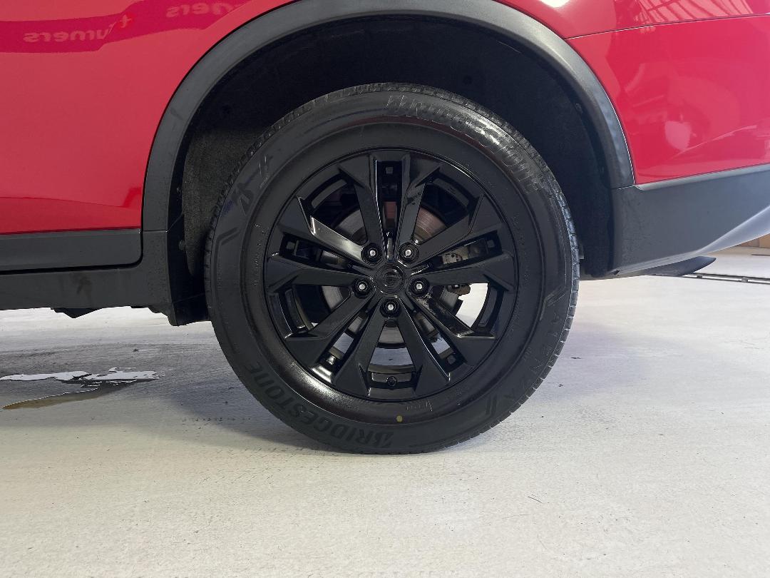 Photo '11' of Nissan X-Trail