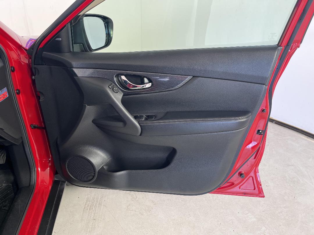 Photo '15' of Nissan X-Trail