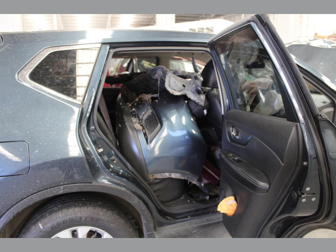 Photo '7' of Nissan X-Trail Photo '7' of Nissan X-Trail