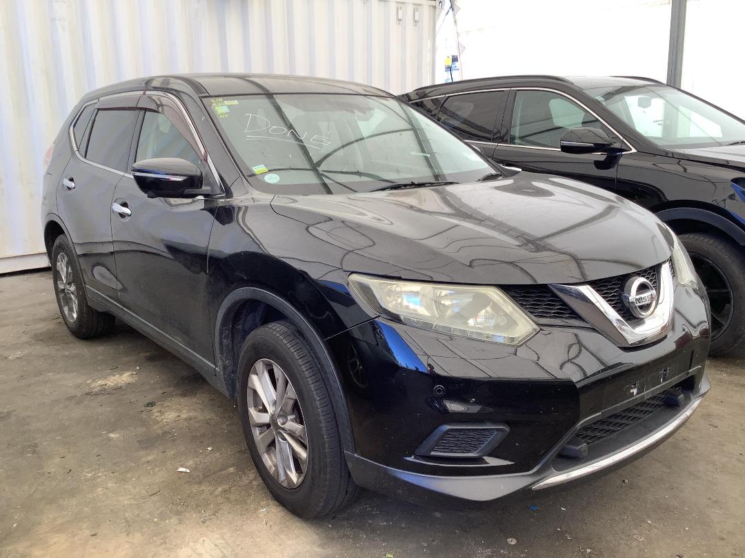 Photo '2' of Nissan X-Trail