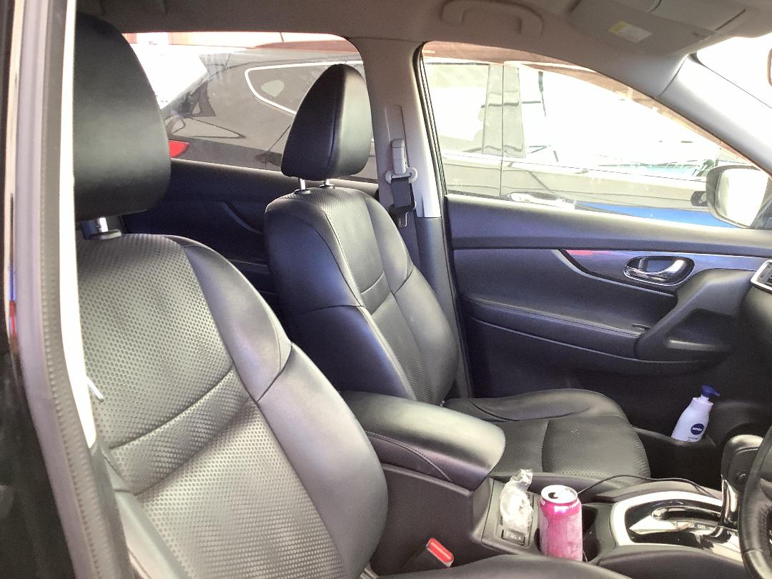 Photo '10' of Nissan X-Trail