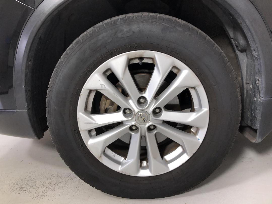 Photo '10' of Nissan X-Trail