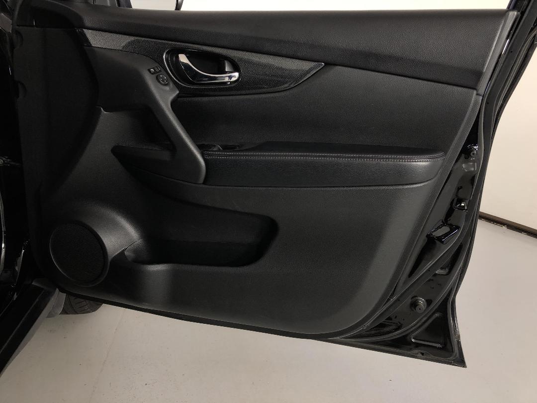 Photo '15' of Nissan X-Trail