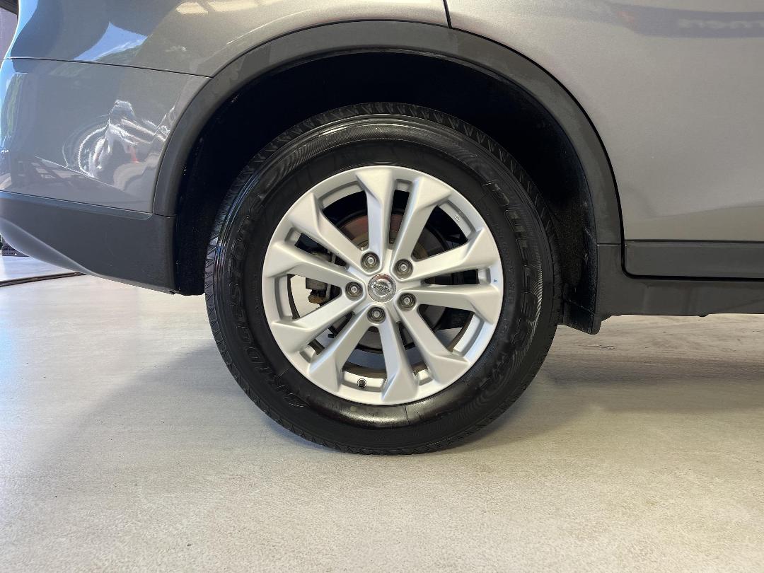 Photo '12' of Nissan X-Trail