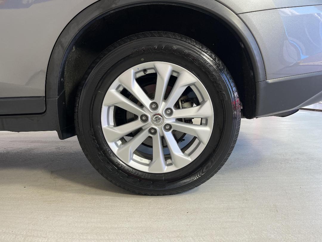 Photo '11' of Nissan X-Trail