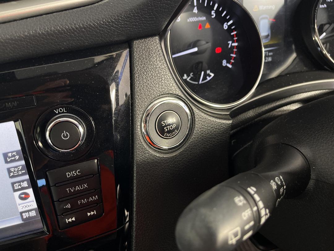 Photo '30' of Nissan X-Trail