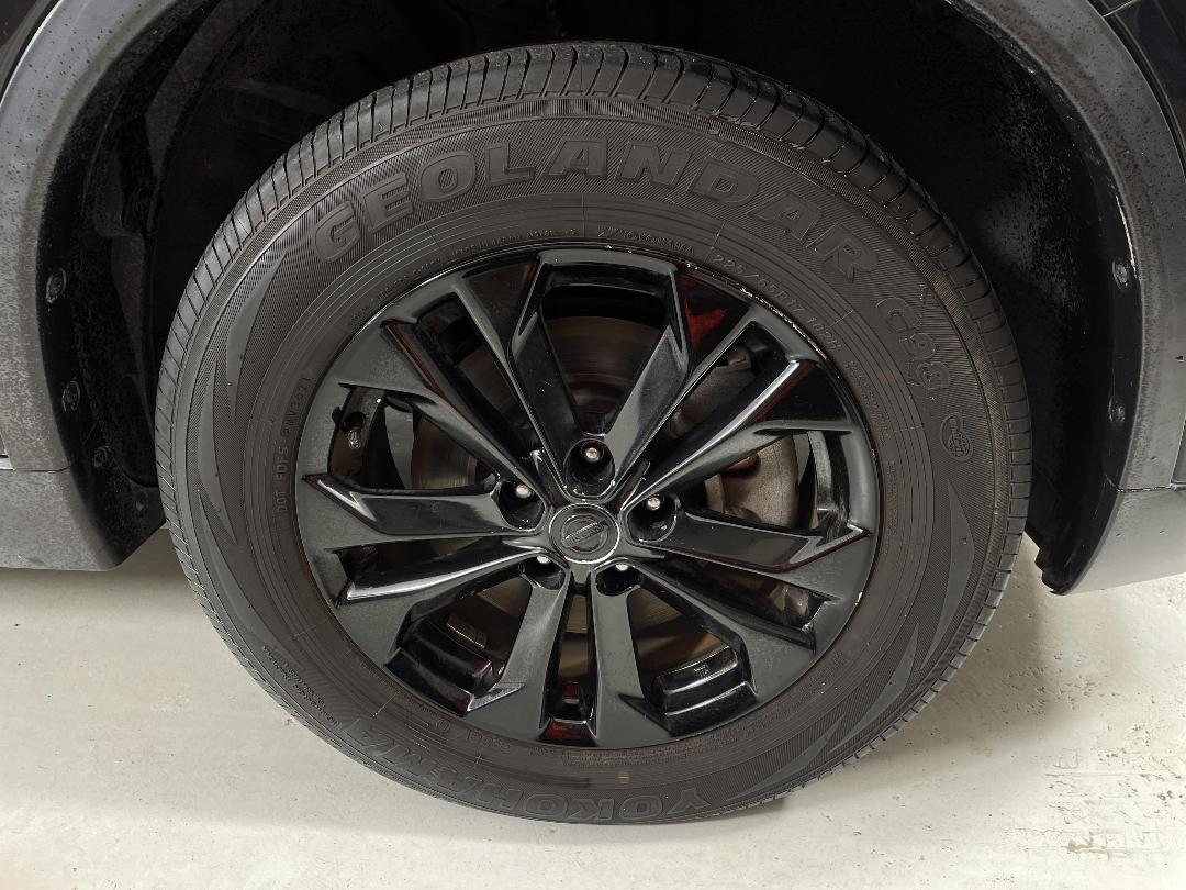 Photo '9' of Nissan X-Trail