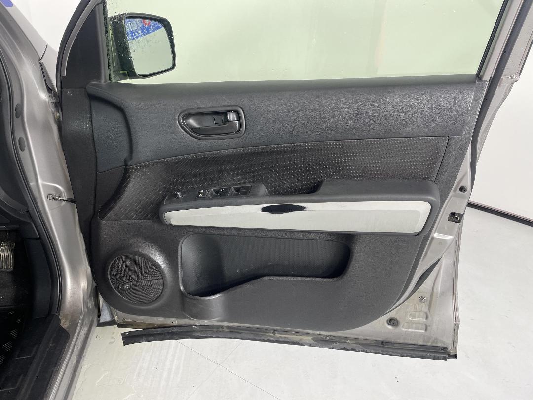 Photo '15' of Nissan X-Trail Photo '15' of Nissan X-Trail