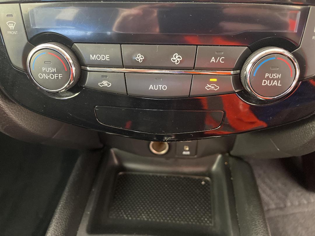 Photo '29' of Nissan X-Trail Photo '29' of Nissan X-Trail