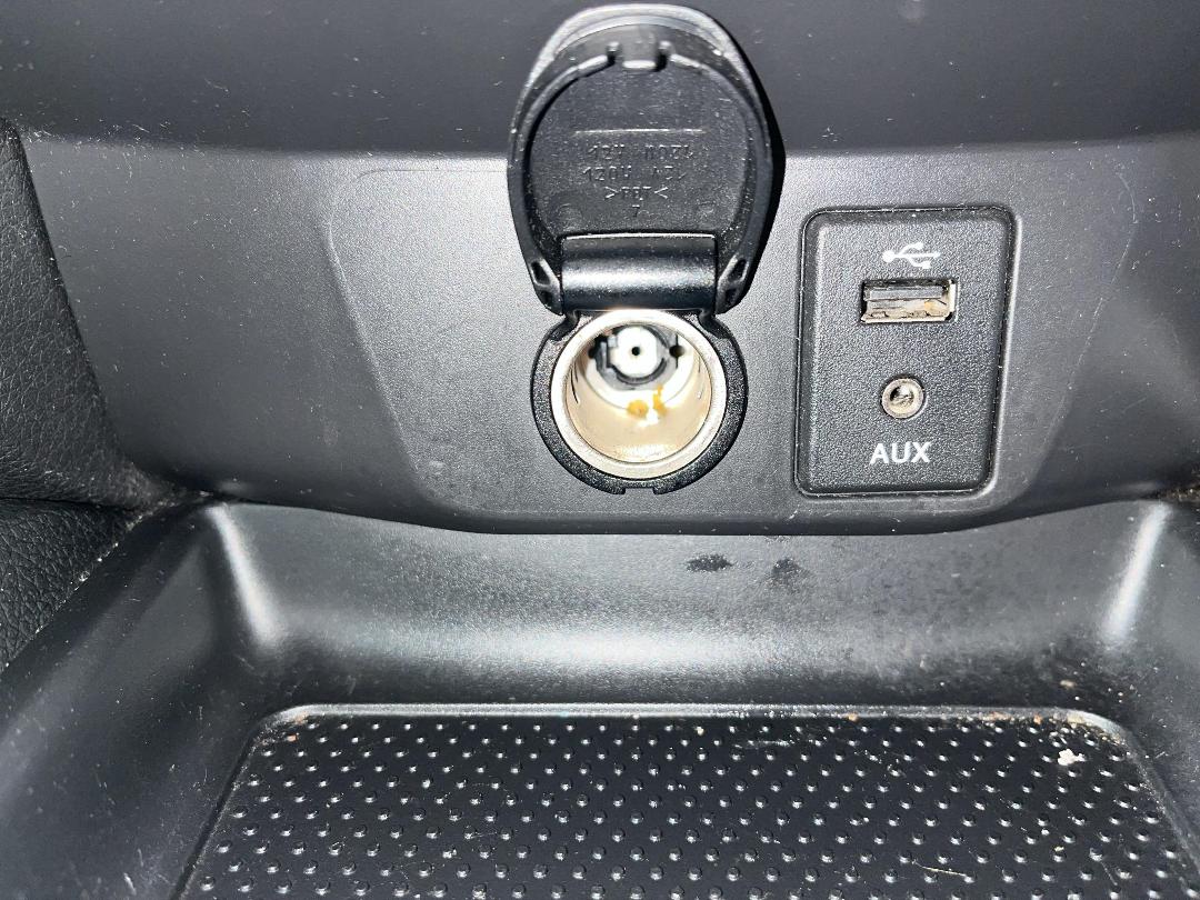 Photo '30' of Nissan X-Trail Photo '30' of Nissan X-Trail