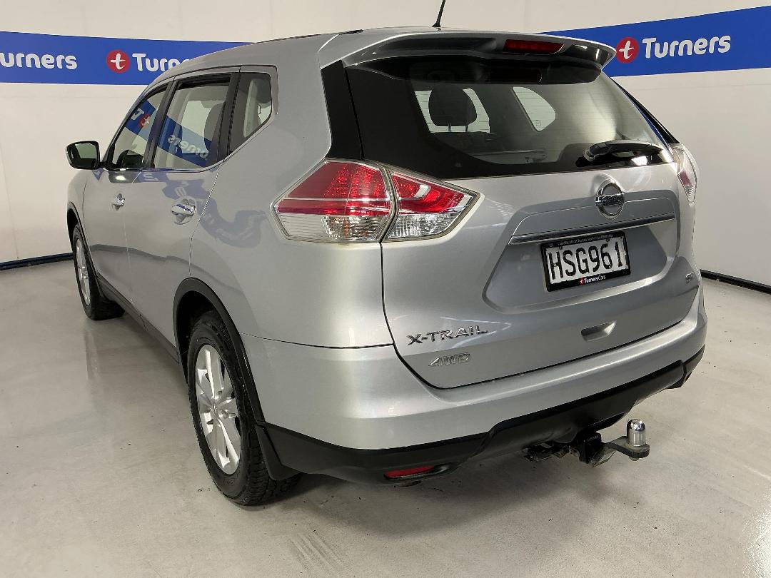 Photo '4' of Nissan X-Trail ST