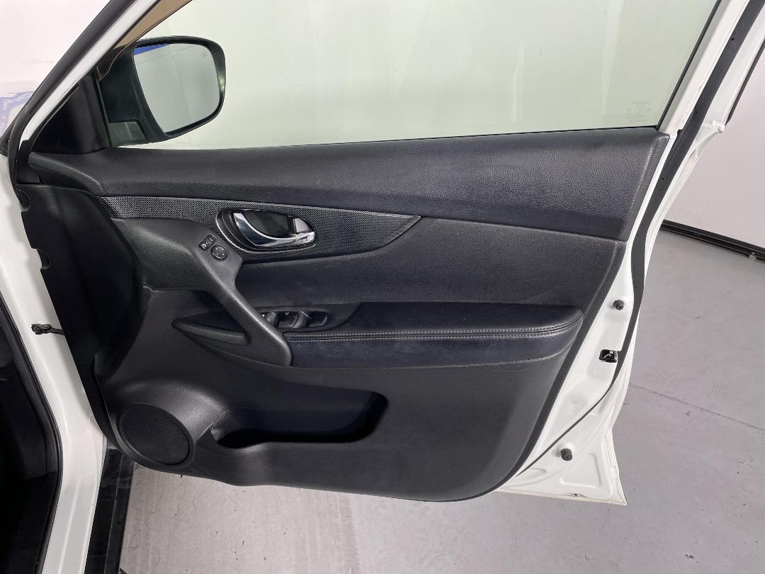 Photo '15' of Nissan X-Trail