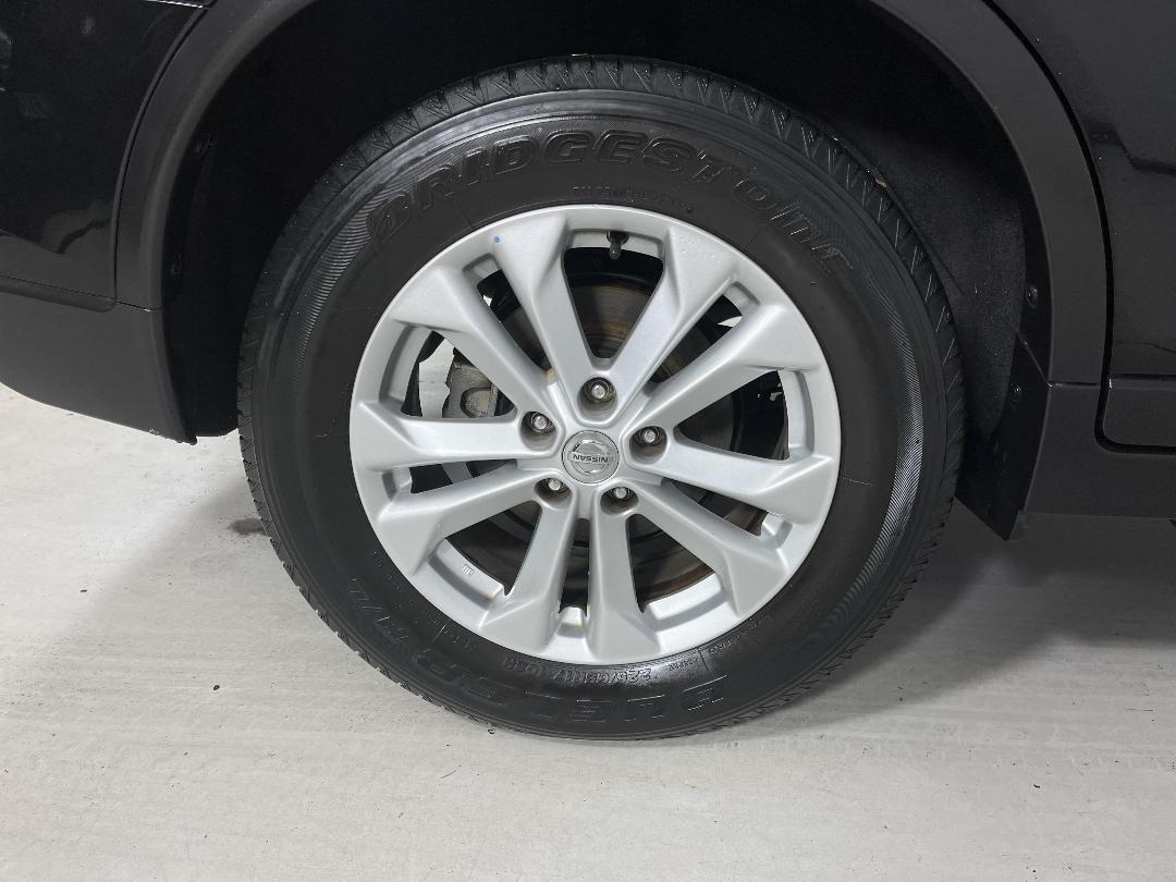 Photo '12' of Nissan X-Trail