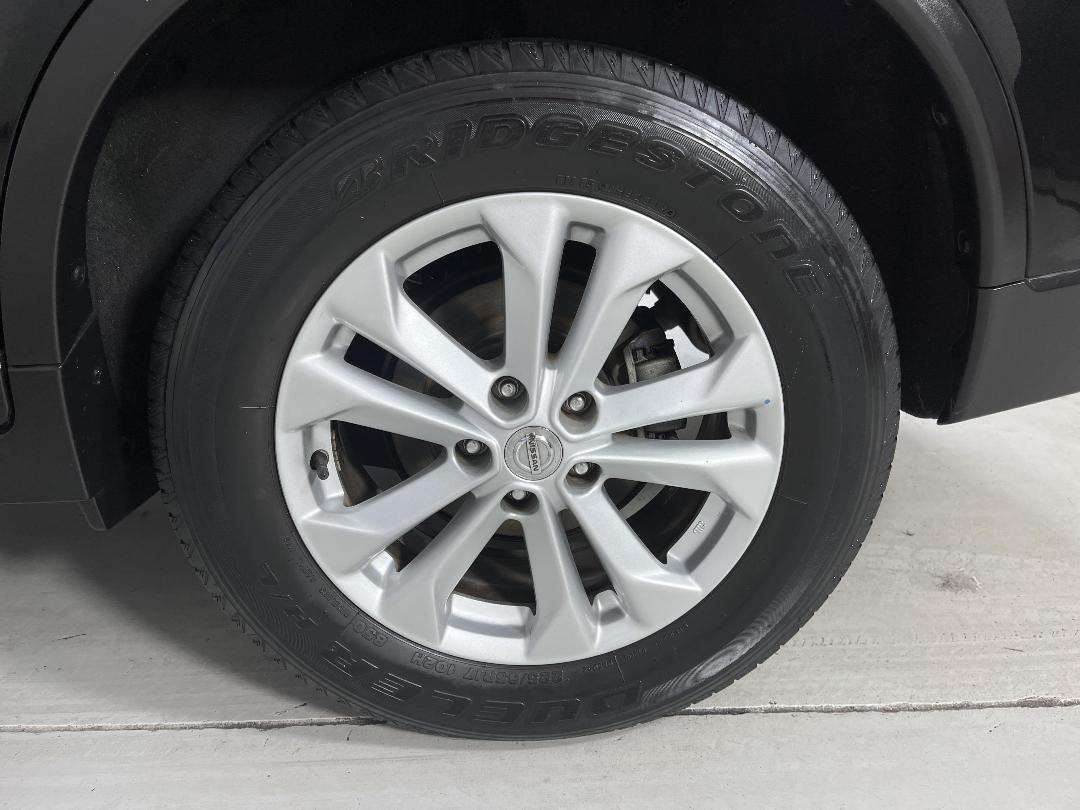 Photo '11' of Nissan X-Trail