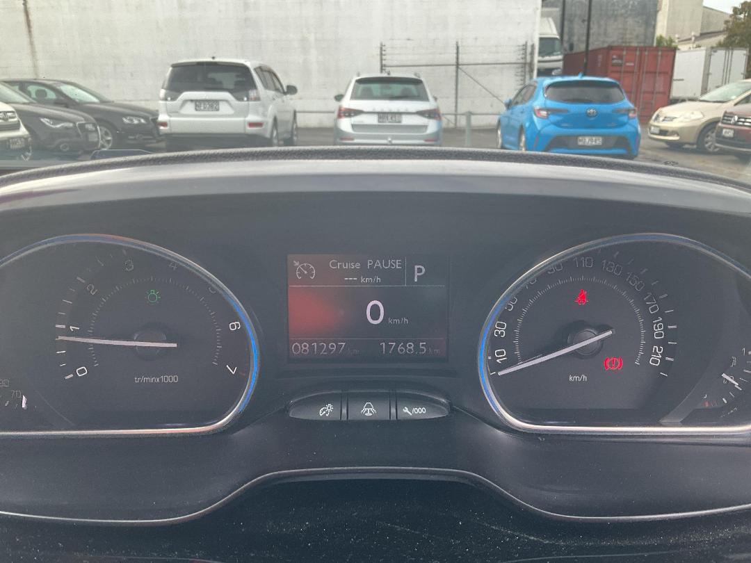 Photo '8' of Peugeot 2008 Allure 1.6 Auto