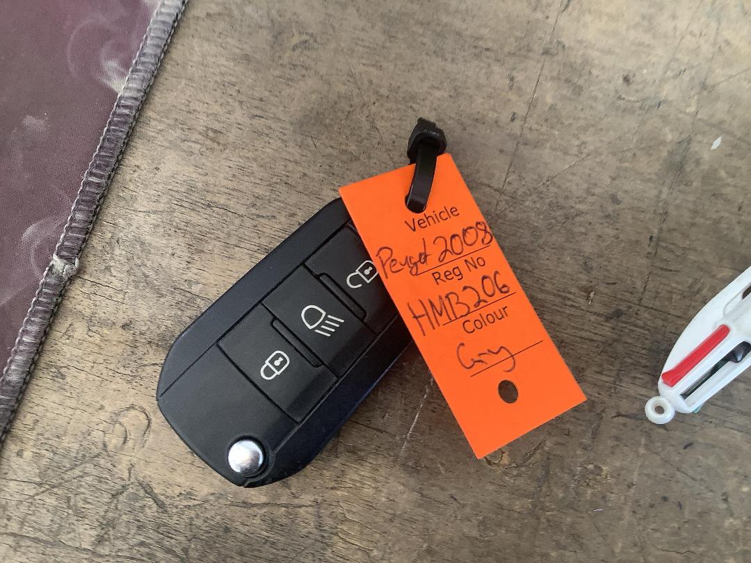 Photo '17' of Peugeot 2008 Allure 1.6 Auto Photo '17' of Peugeot 2008 Allure 1.6 Auto