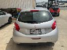 Thumbnail '4' of Peugeot 208 Allure