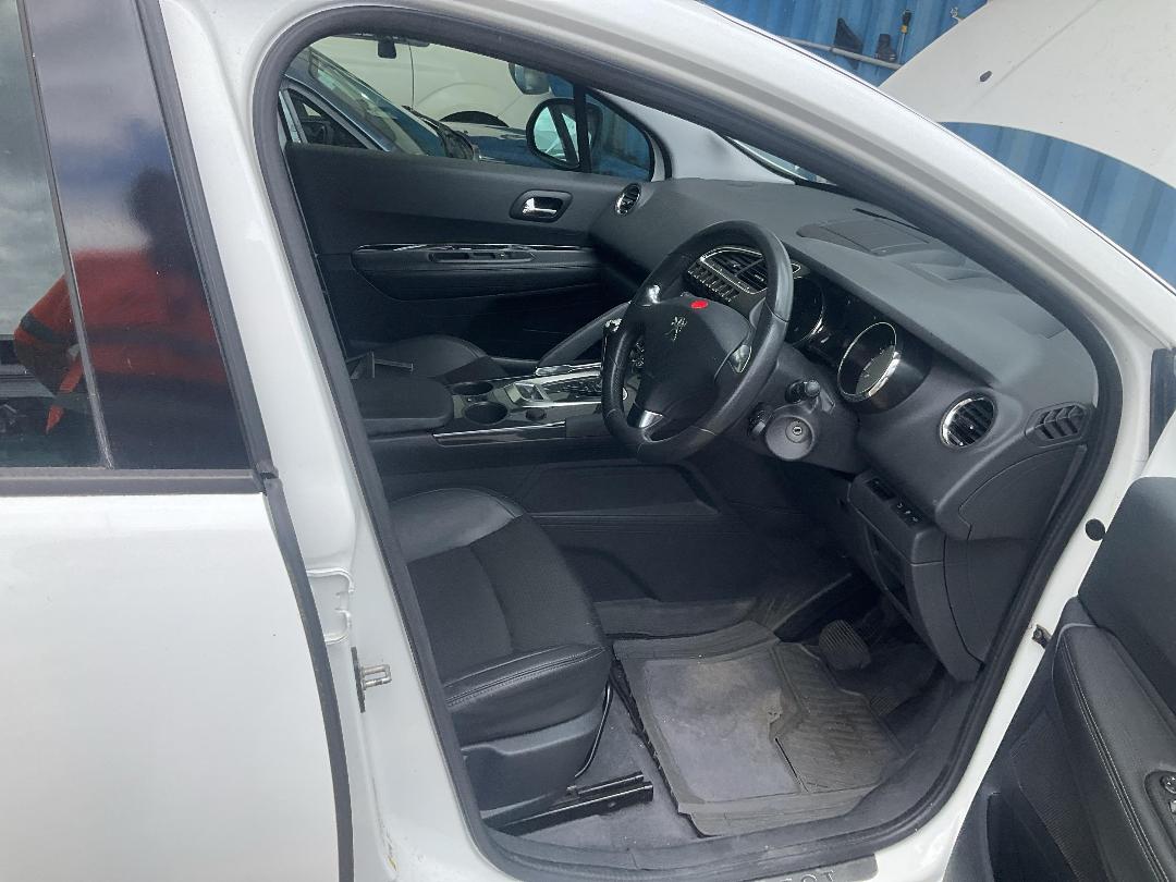 Photo '20' of Peugeot 3008 Allure Photo '20' of Peugeot 3008 Allure