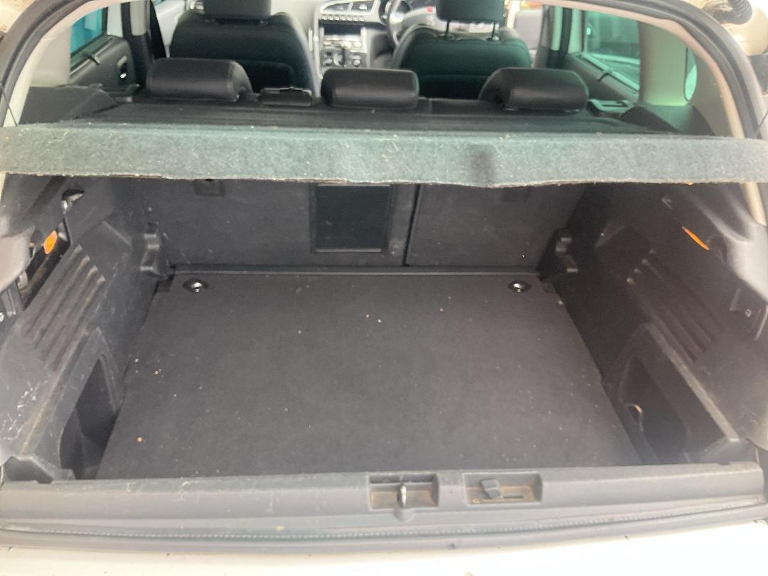 Photo '23' of Peugeot 3008 Allure Photo '23' of Peugeot 3008 Allure